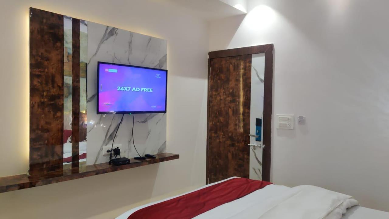 Hotel Relax Bhopal Buitenkant foto